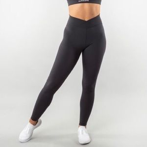 Alphalete surface path leggings